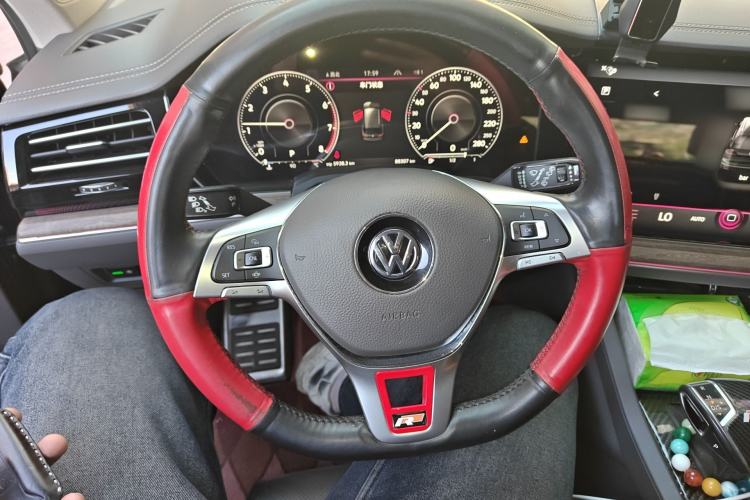 Used Volkswagen Touareg 2019 2.0TSI Ruiyi Edition China VI Standard Steering Wheel