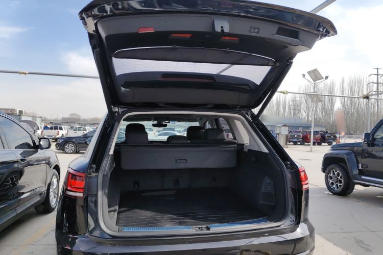 Used Volkswagen Touareg 2019 3.0 TSI RuiFeng Edition China VI Standard Trunk
