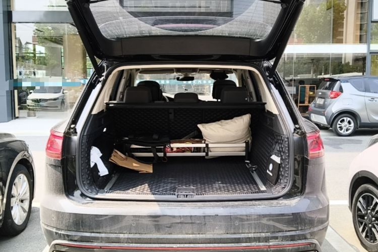 Used Volkswagen Touareg 2019 3.0 TSI Prestige Version China VI Standard Trunk