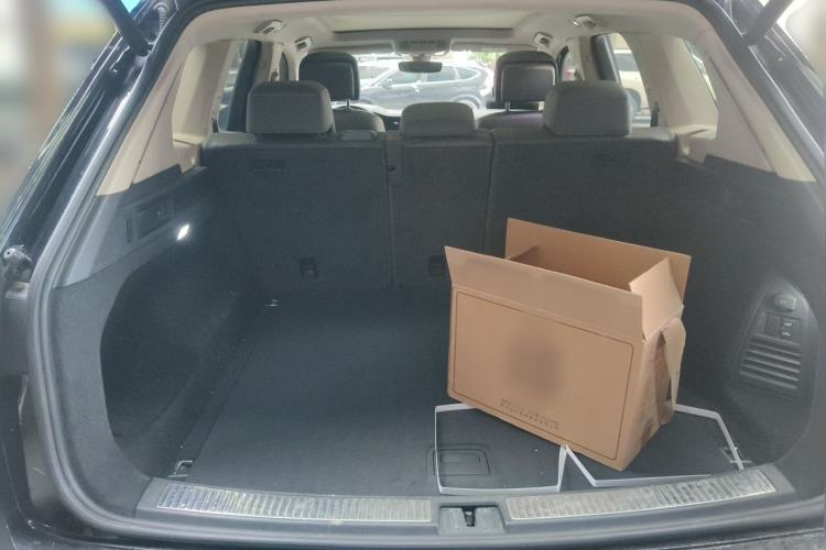 Used Volkswagen Touareg 2019 2.0TSI Ruiyi Edition China VI Standard Trunk