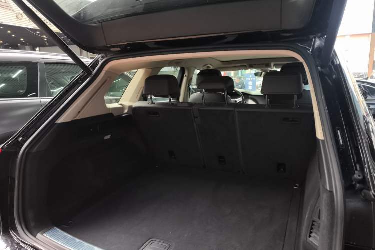 Used Volkswagen Touareg 2019 3.0 TSI RuiFeng Edition China VI Standard Trunk
