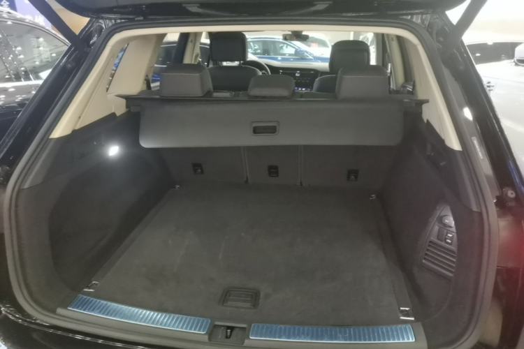 Used Volkswagen Touareg 2019 3.0 TSI RuiFeng Edition China VI Standard Trunk