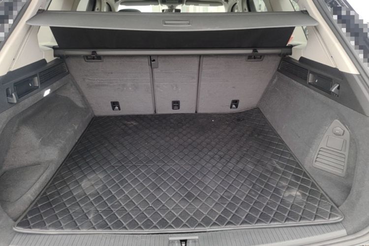Used Volkswagen Touareg 2019 2.0 TSI Flagship Edition China VI Trunk
