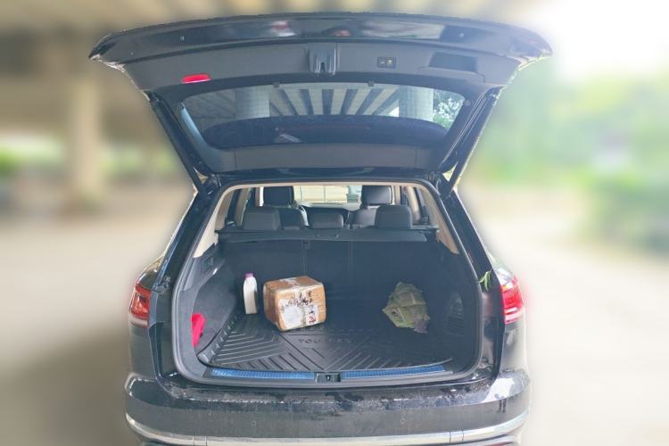 Used Volkswagen Touareg 2019 2.0TSI Ruiyi Edition China VI Standard Trunk