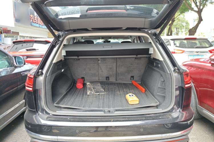 Used Volkswagen Touareg 2019 2.0TSI Ruiyi Edition China VI Standard Trunk
