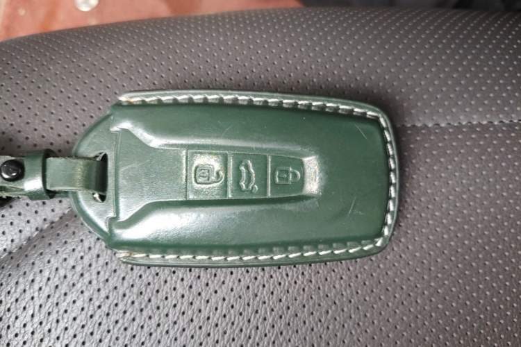 Used Volkswagen Touareg 2019 3.0 TSI RuiFeng Edition China VI Standard Vehicle Key