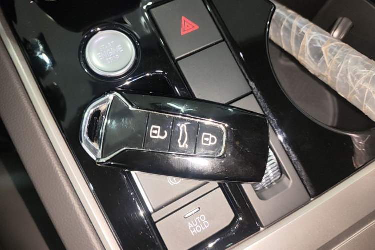 Used Volkswagen Touareg 2019 3.0 TSI RuiFeng Edition China VI Standard Vehicle Key