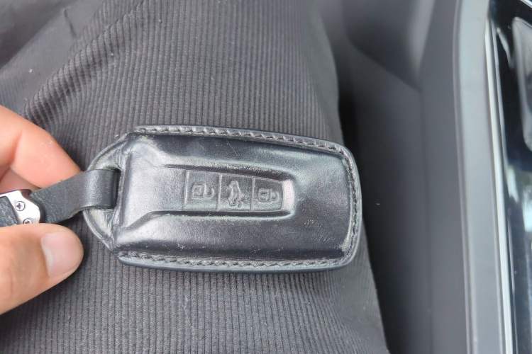 Used Volkswagen Touareg 2019 2.0TSI Ruiyi Edition China VI Standard Vehicle Key