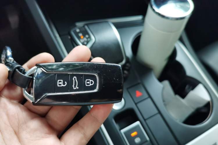 Used Volkswagen Touareg 2019 2.0TSI Ruiyi Edition China VI Standard Vehicle Key