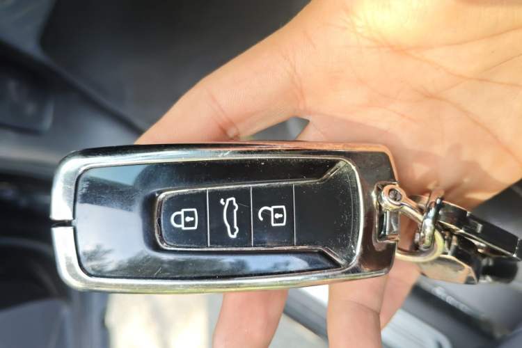 Used Volkswagen Touareg 2019 2.0 TSI Ruiyi Edition China V Standard Vehicle Key
