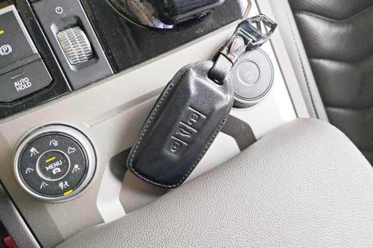Used Volkswagen Touareg 2019 2.0TSI Ruiyi Edition China VI Standard Vehicle Key