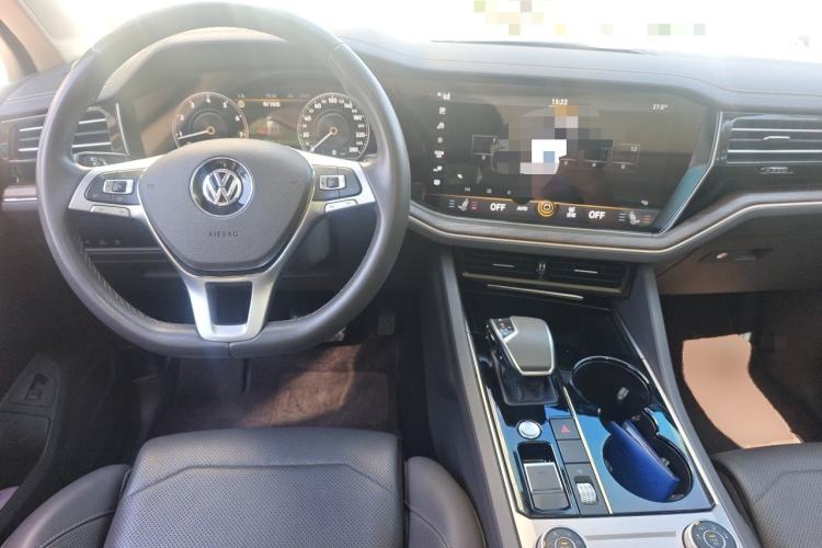 Used Volkswagen Touareg 2019 2.0 TSI Ruiyi Edition China V Standard Center Console