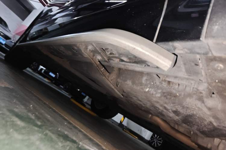 Used Volkswagen Touareg 2019 2.0TSI Ruiyi Edition China VI Standard Chassis Front Right