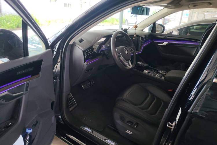 Used Volkswagen Touareg 2019 3.0 TSI RuiFeng Edition China VI Standard Driver Seat