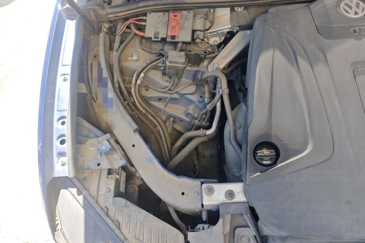 Used Volkswagen Touareg 2019 2.0 TSI Ruiyi Edition China V Standard Engine Bay Right