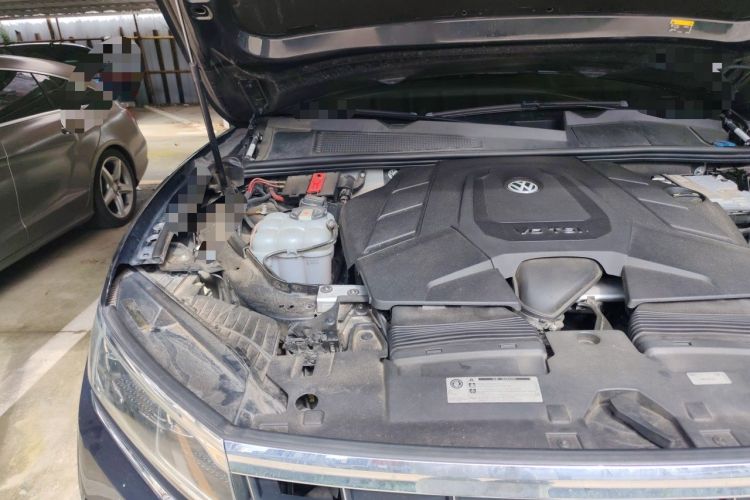 Used Volkswagen Touareg 2019 3.0 TSI RuiFeng Edition China VI Standard Engine Bay Right