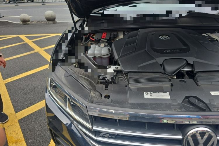 Used Volkswagen Touareg 2019 3.0 TSI RuiFeng Edition China VI Standard Engine Bay Right