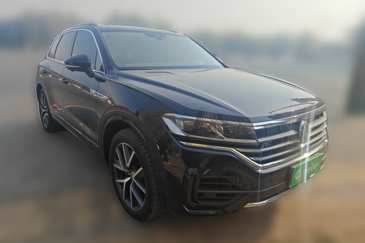 Used Volkswagen Touareg 2019 3.0 TSI RuiFeng Edition China VI Standard Front Right 45 Deg