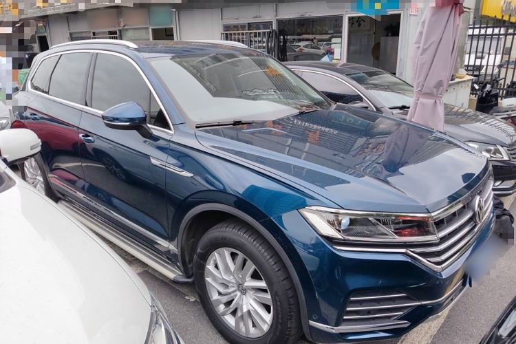 Used Volkswagen Touareg 2019 2.0 TSI Ruiyi Edition China V Standard Front Right 45 Deg
