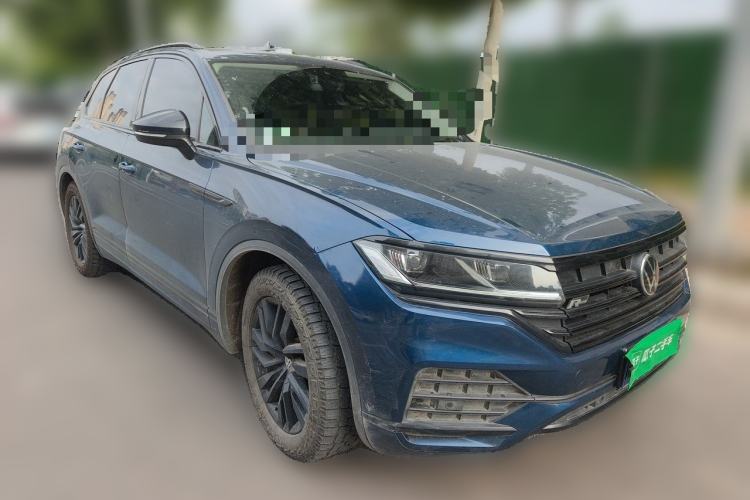 Used Volkswagen Touareg 2019 2.0 TSI Ruiyi Edition China V Standard Front Right 45 Deg