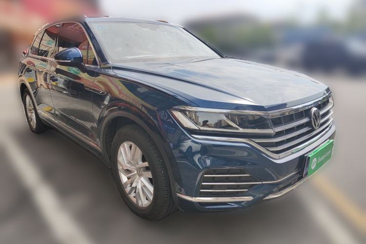 Used Volkswagen Touareg 2019 2.0TSI Ruiyi Edition China VI Standard Front Right 45 Deg