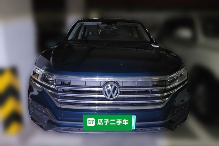 Used Volkswagen Touareg 2019 2.0 TSI Flagship Edition China VI Front