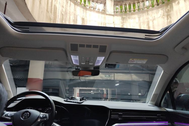 Used Volkswagen Touareg 2019 2.0TSI Ruiyi Edition China VI Standard Headliner