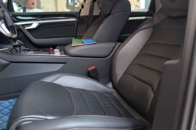 Used Volkswagen Touareg 2019 2.0 TSI Ruiyi Edition China V Standard Left Front Seat