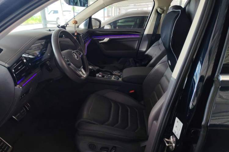 Used Volkswagen Touareg 2019 3.0 TSI RuiFeng Edition China VI Standard Left Front Seat