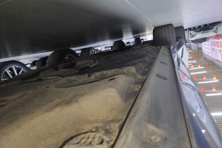 Used Volkswagen Touareg 2019 2.0 TSI Ruiyi Edition China V Standard Left Side Sill