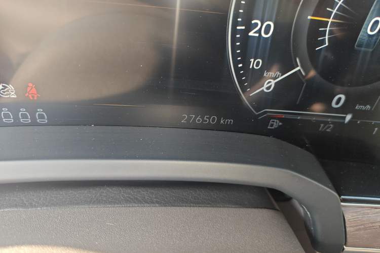 Used Volkswagen Touareg 2019 3.0 TSI RuiFeng Edition China VI Standard Odometer Close Up