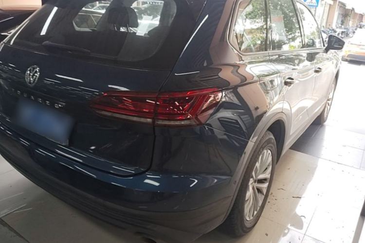 Used Volkswagen Touareg 2019 2.0 TSI Flagship Edition China VI Rear Right 45 Deg