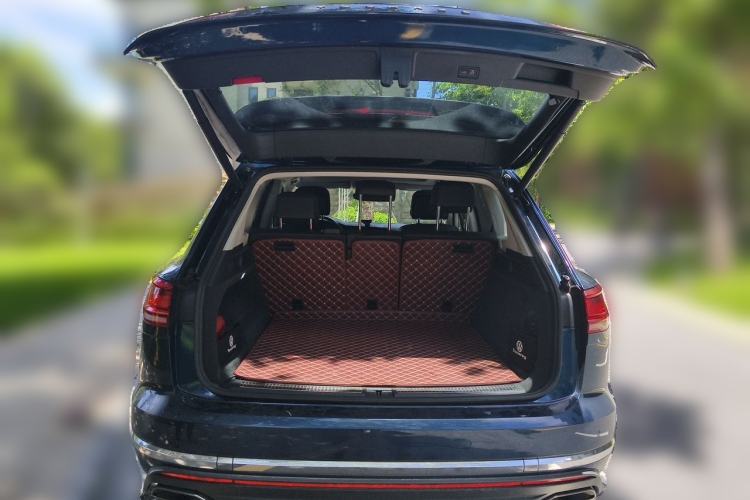 Used Volkswagen Touareg 2019 2.0TSI Ruiyi Edition China VI Standard Trunk