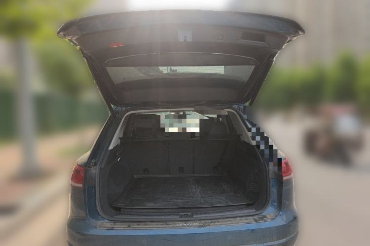 Used Volkswagen Touareg 2019 2.0 TSI Ruiyi Edition China V Standard Trunk