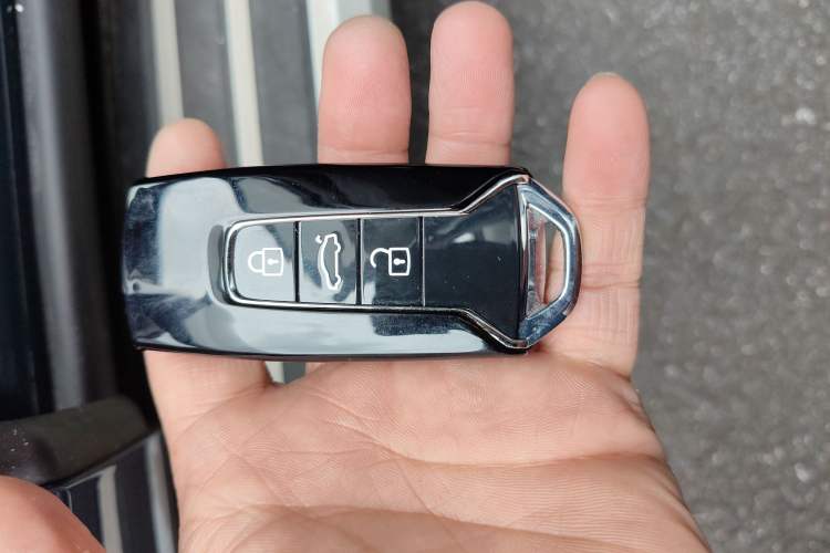 Used Volkswagen Touareg 2019 2.0 TSI Ruiyi Edition China V Standard Vehicle Key