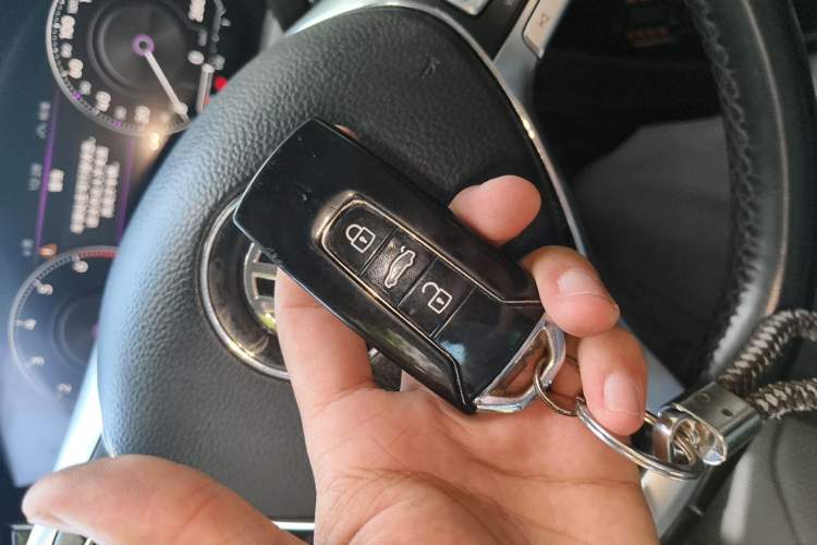 Used Volkswagen Touareg 2019 2.0TSI Ruiyi Edition China VI Standard Vehicle Key