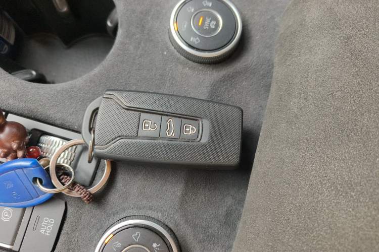 Used Volkswagen Touareg 2019 2.0 TSI Ruiyi Edition China V Standard Vehicle Key