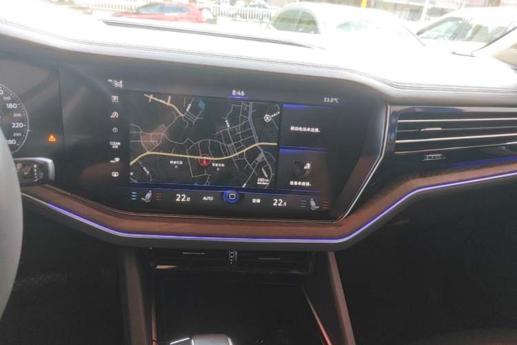 Used Volkswagen Touareg 2019 3.0 TSI RuiFeng Edition China VI Standard Audio And AC Panel