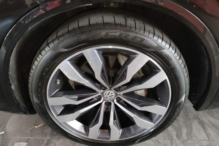 Used Volkswagen Touareg 2019 3.0 TSI Prestige Version China VI Standard Exterior 4