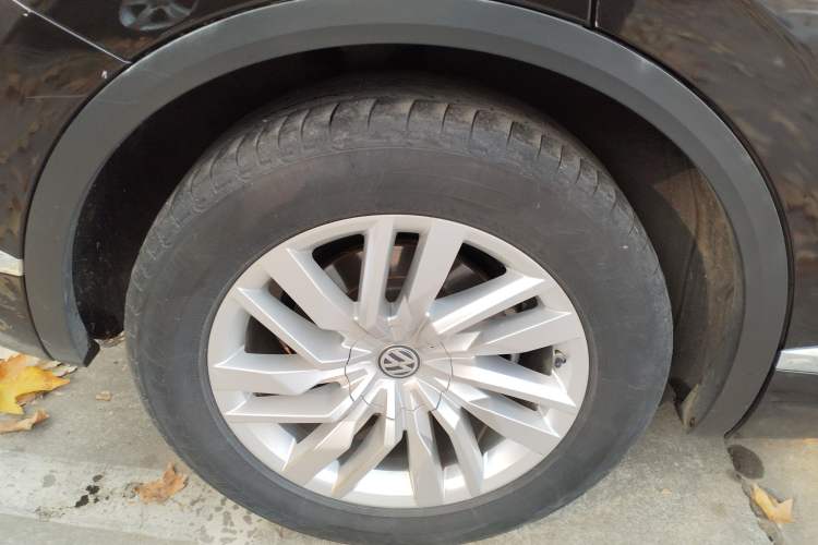 Used Volkswagen Touareg 2019 2.0 TSI Ruiyi Edition China V Standard Exterior 4