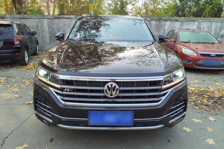 Used Volkswagen Touareg 2019 2.0 TSI Ruiyi Edition China V Standard Front