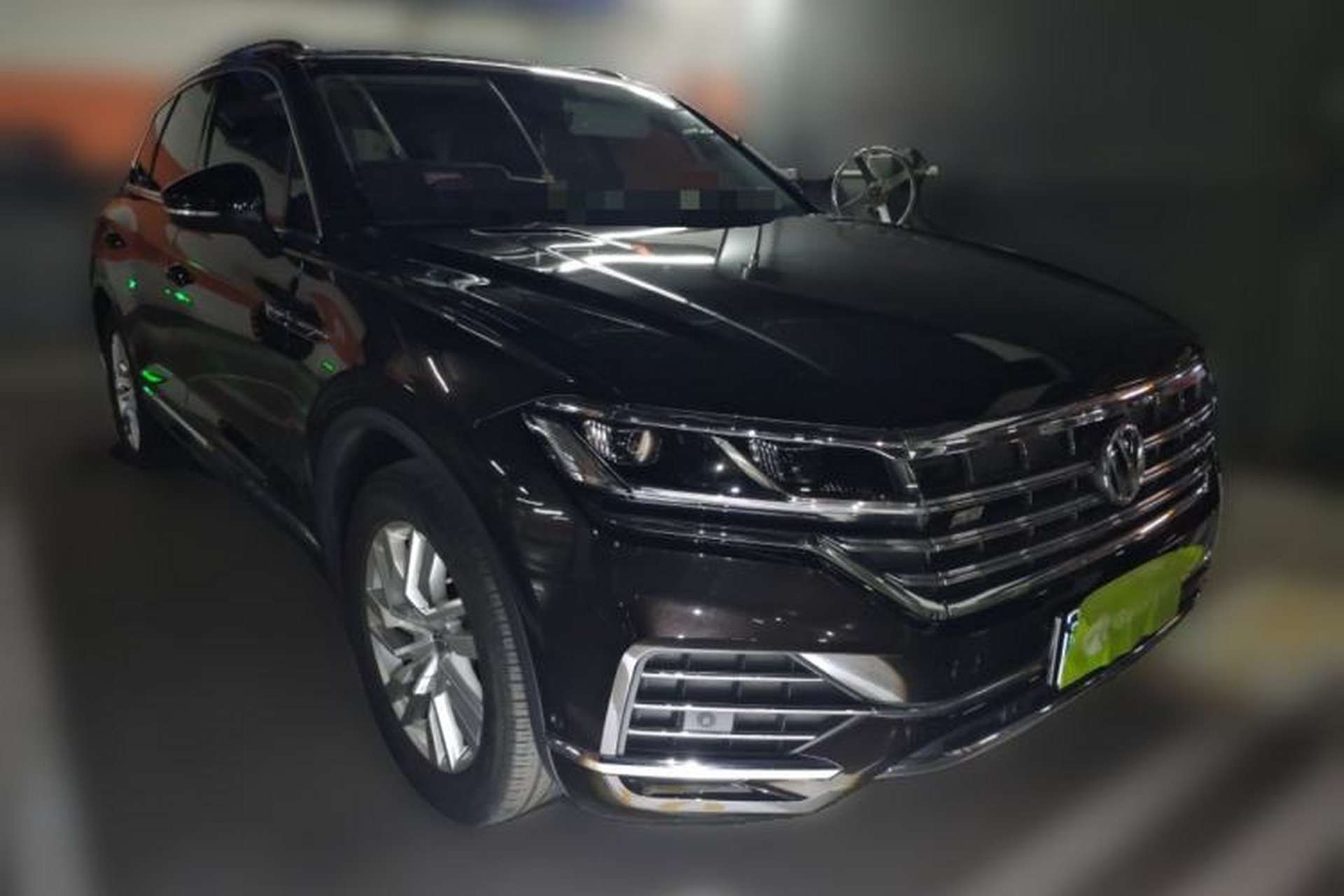 Used Volkswagen Touareg 2019 2.0 TSI Ruiyi Edition China V Standard Front Right 45 Deg
