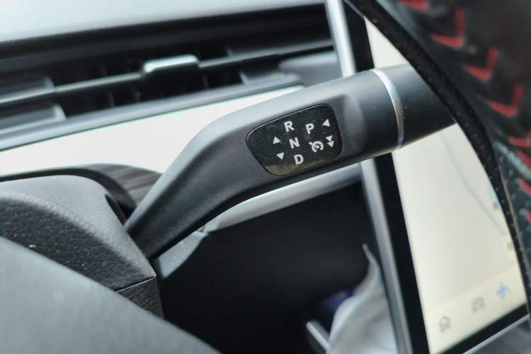 Used Volkswagen Touareg 2019 2.0TSI Ruiyi Edition China VI Standard Gear Lever