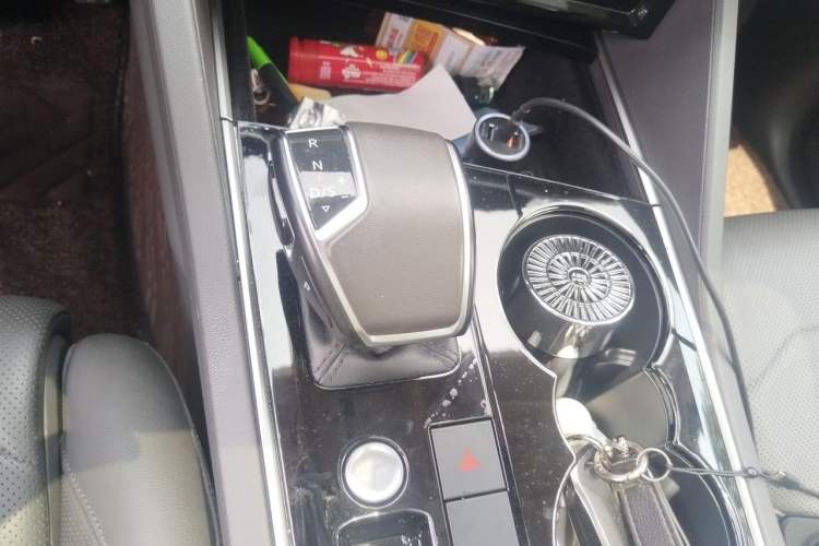 Used Volkswagen Touareg 2019 3.0 TSI RuiFeng Edition China VI Standard Gear Lever