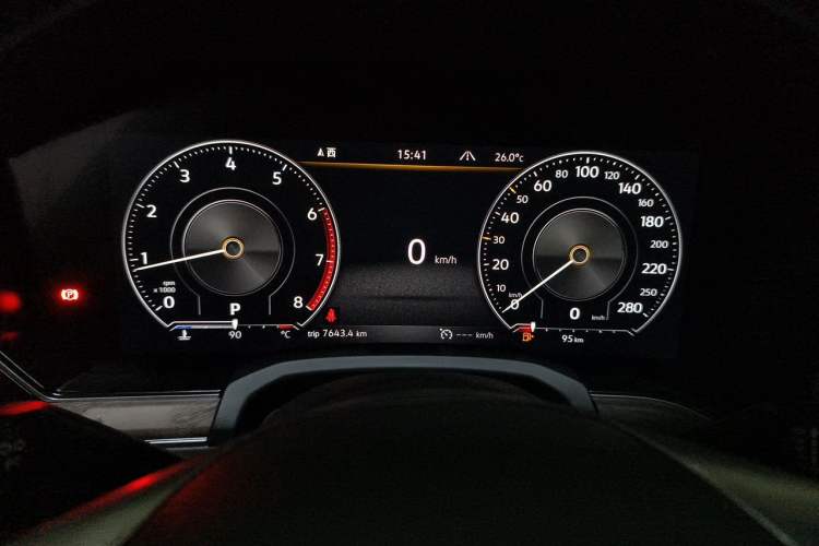 Used Volkswagen Touareg 2019 2.0TSI Ruiyi Edition China VI Standard Instrument Cluster