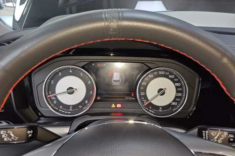 Used Volkswagen Touareg 2019 2.0 TSI Flagship Edition China VI Instrument Cluster