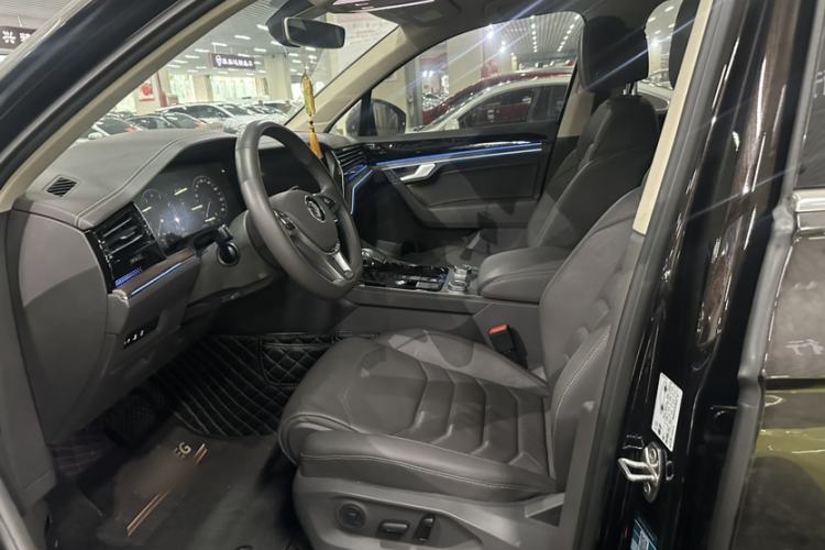 Used Volkswagen Touareg 2019 3.0 TSI RuiFeng Edition China VI Standard Interior 3