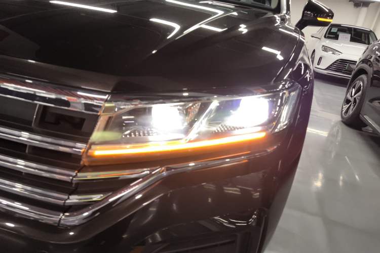 Used Volkswagen Touareg 2019 3.0 TSI RuiFeng Edition China VI Standard Left Front Headlight