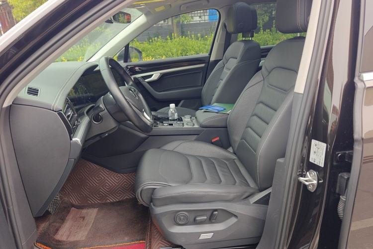Used Volkswagen Touareg 2019 3.0 TSI RuiFeng Edition China V Standard Left Front Seat