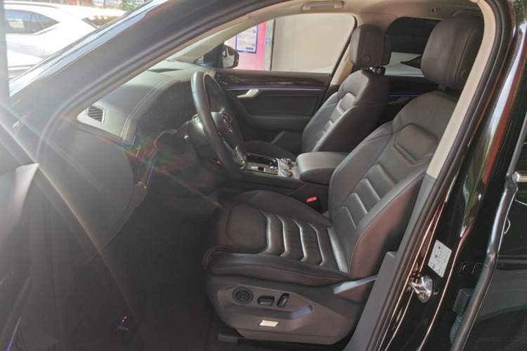 Used Volkswagen Touareg 2019 3.0 TSI RuiFeng Edition China VI Standard Left Front Seat